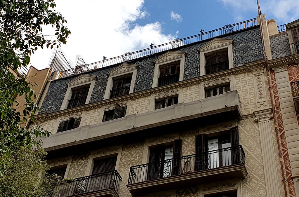 Rehabilitando la fachada de Vilamarí, 28 de Barcelona